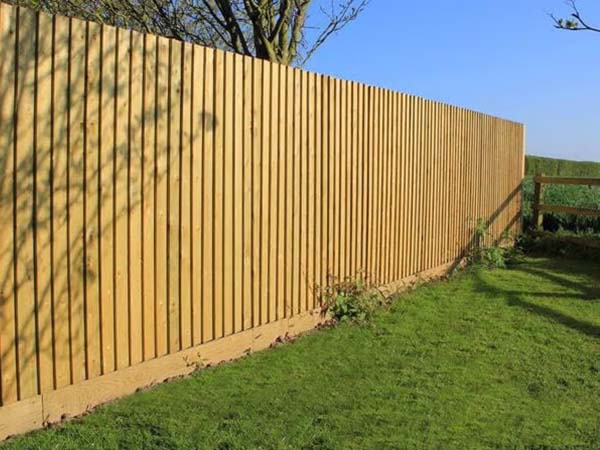 Feather edge fencing installation in Kendal and the South Lakes
