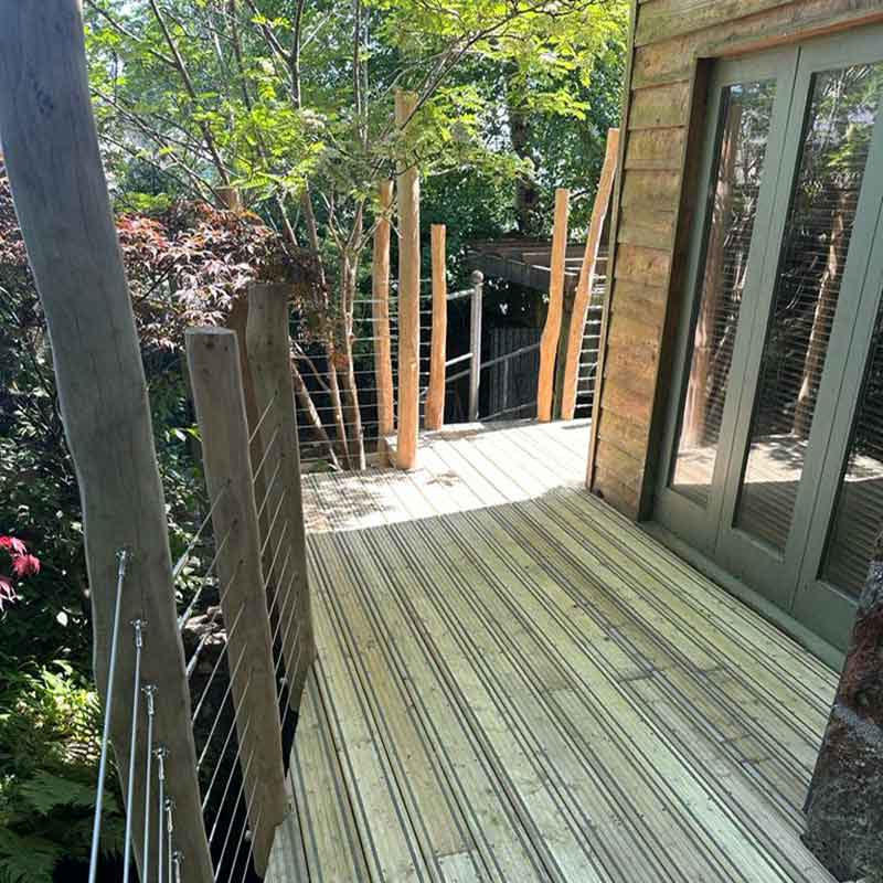 JH Landscaping Kendal Wooden Decking Close