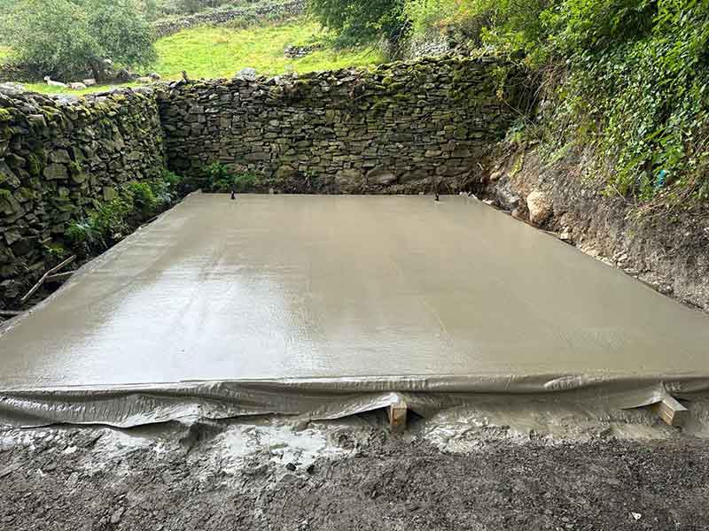 JH Landscaping Kendal Wooden Decking Close