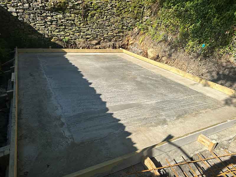 JH Landscaping Kendal Wooden Decking Close